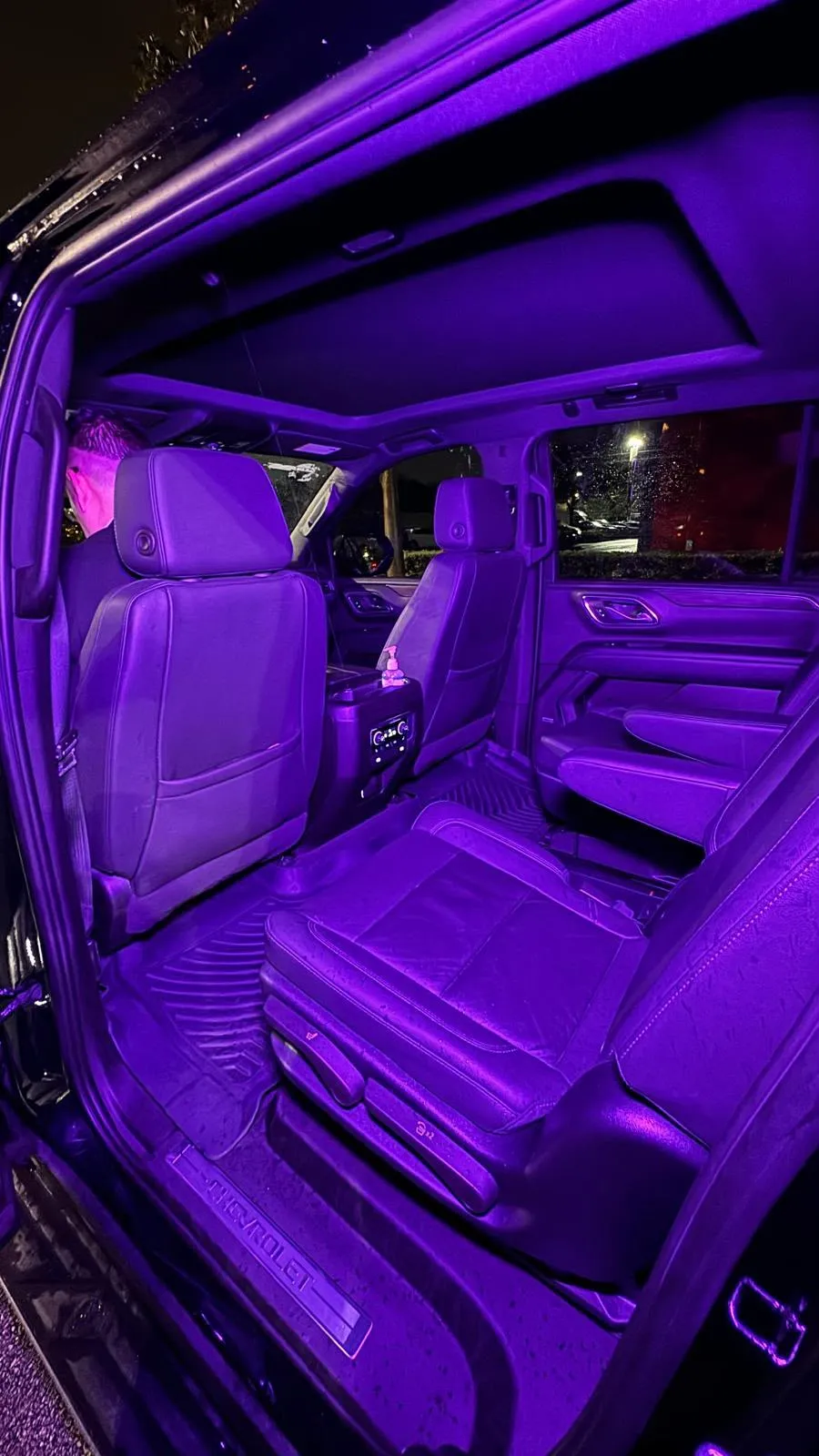 Interior premium SUV SayGo Limousine